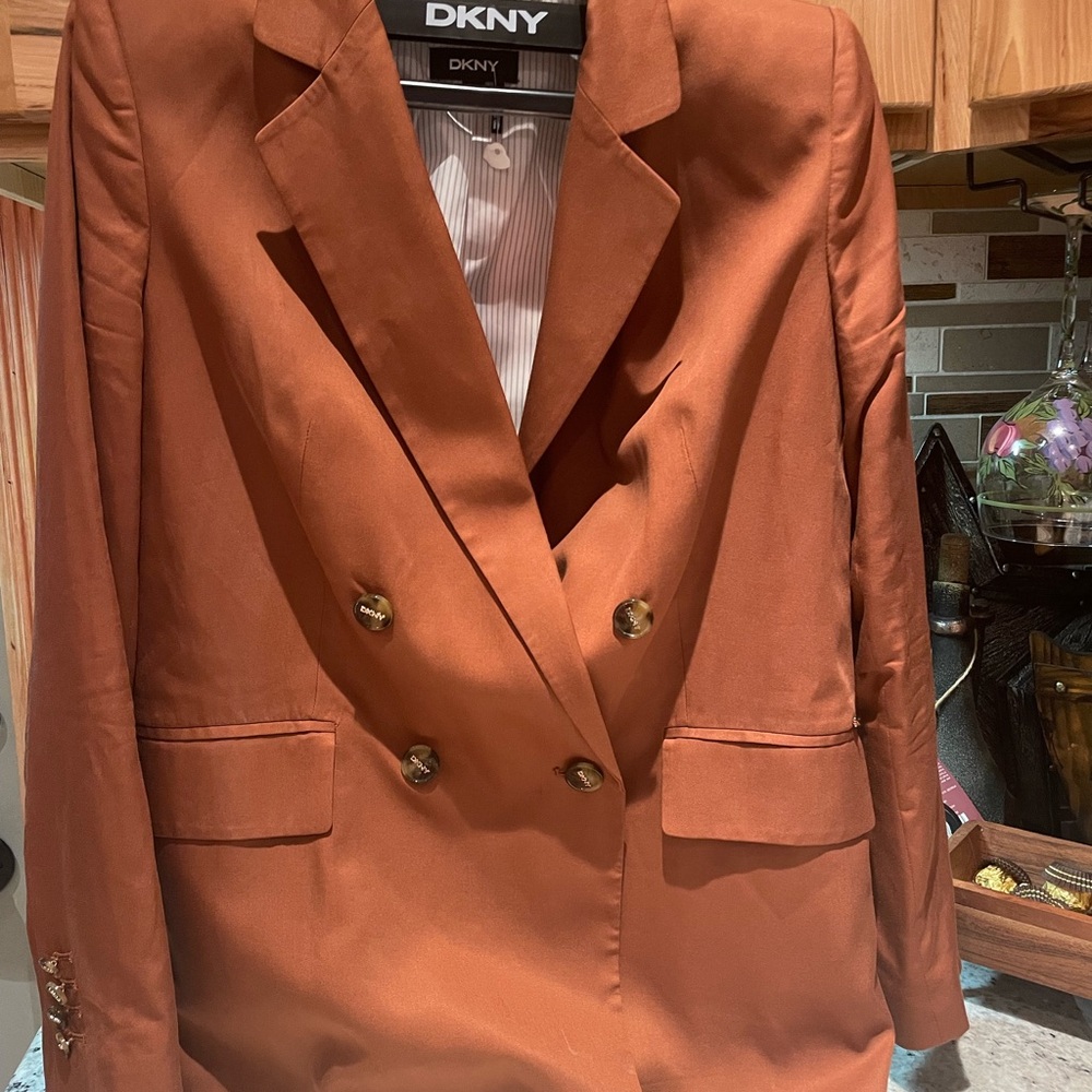 DKNY Women's Double-Breasted Brown Blazer. NEW.
